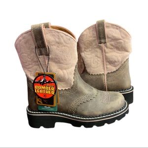 NWT ARIAT Youth Size 13 Fatbaby Kids Boots DISTRESSED Brown Light Pink